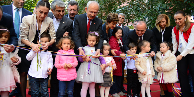 Kılıçdaroğlu “Demokrasiyi ne için istiyoruz, çocuklarımız için istiyoruz”