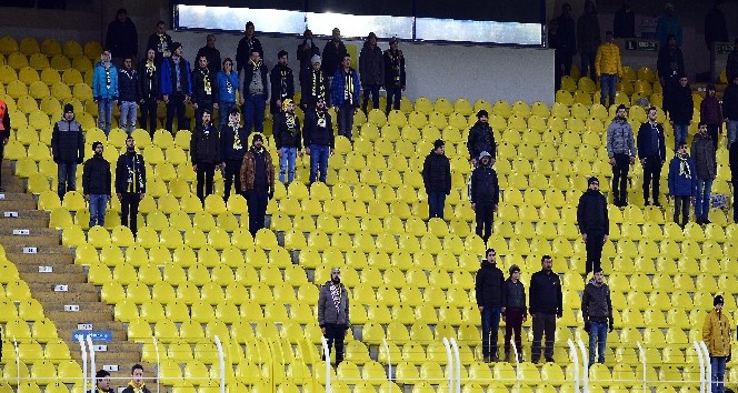 Fenerbahçe maçında tribün boş kaldı