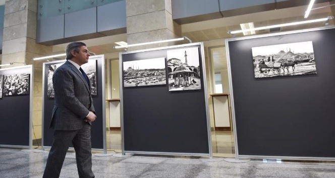 Ara Güler’in fotoğraf sergisi İstanbul Bölge İdare Mahkemesi sergi salonunda açıldı