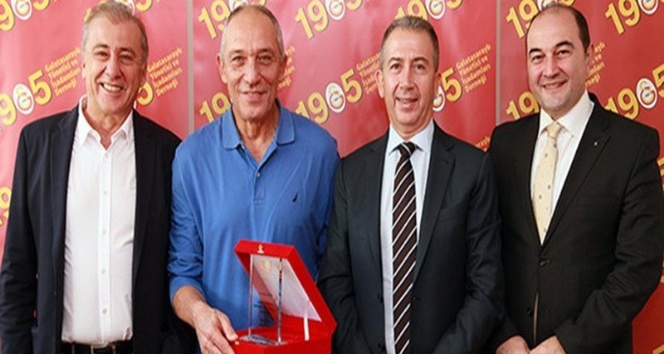 Metin Öztürk: “Yeniden yapılanma iddialı bir Galatasaray’ın habercisi”