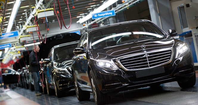 Mercedes-Benz,hava yastığındaki arıza nedeniyle 400 bin aracını geri çağırdı