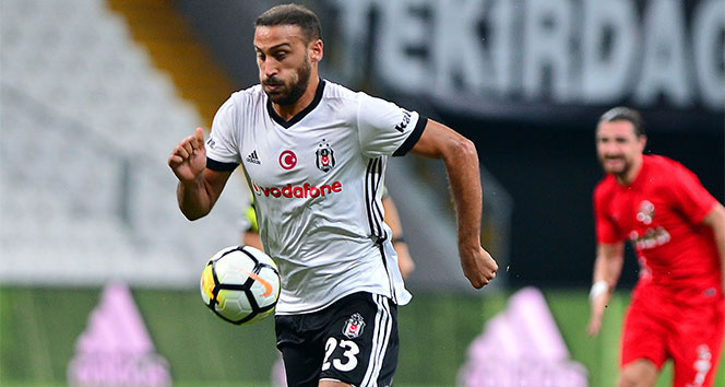 Beşiktaş’lı Cenk Tosun, Şampiyonlar Liginde attığı gollerle  göz doldurdu
