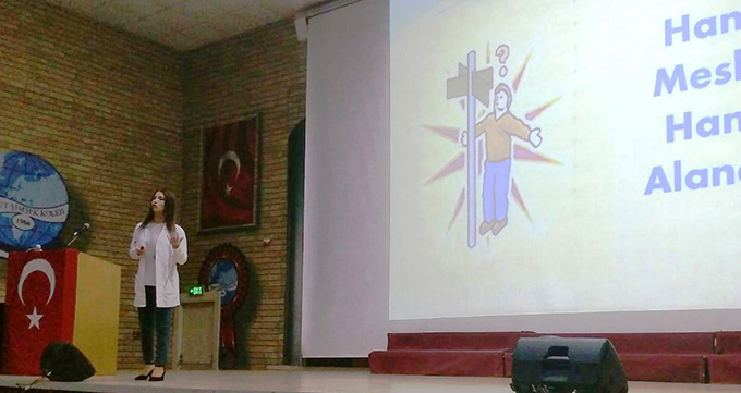 Ahmet Şimşek Anadolu Lisesi 10. Sınıf öğrencilerine seminer verildi
