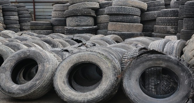 Ümraniye Belediyesi ömrünü tamamlamış lastikleri geri dönüştürüyor