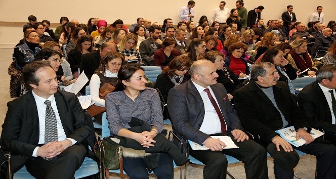 Ataşehir’de ‘Gelecek İçin Geri Dönüşüm’ konulu eğitim semineri düzenlendi