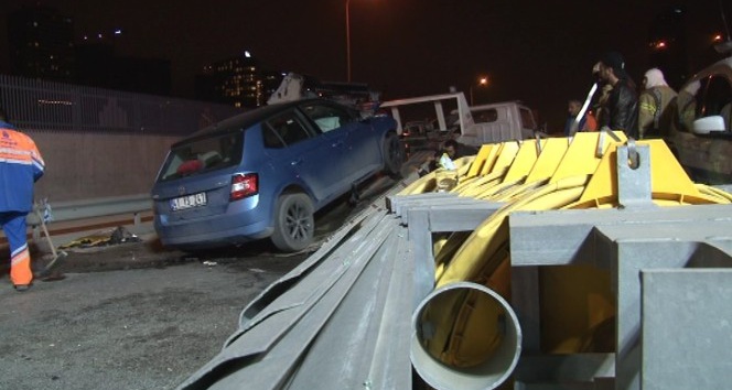 Kadıköy’de feci kaza: 1’i ağır 2 yaralı