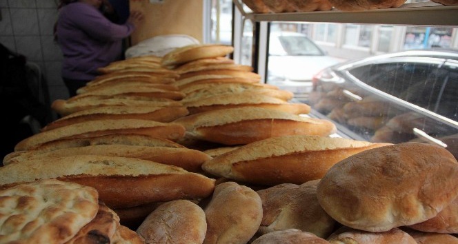 Türkiye’de bir yıl içinde 1,7 milyar ekmek çöpe atılıyor