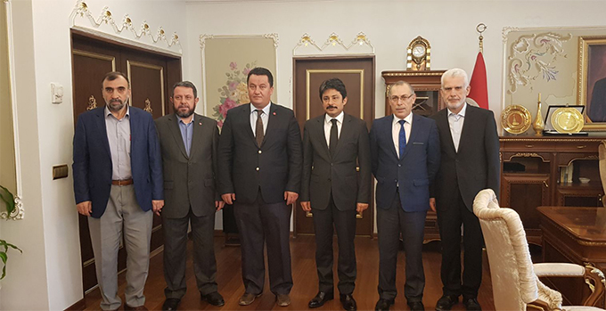 Saadet Partisi Üsküdar İlçe Başkanlığı, Üsküdar Kaymakamı Demiryürek’i ziyaret etti