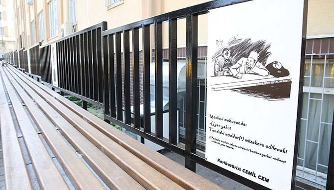 Usta karikatürist Cemil Cem’in karikatürleri sokakta