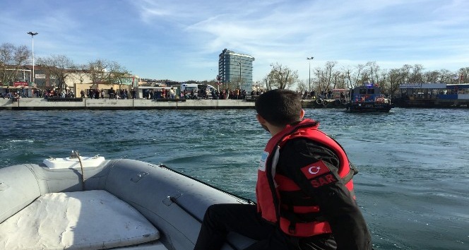Kadıköy iskelesinde motor kazası: 5 yaralı