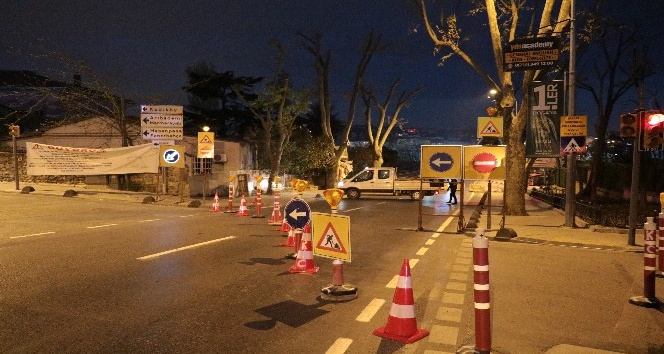 Kadıköy’ün can damarı Tıbbiye caddesi trafiğe kapatıldı