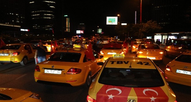 Taksiciler’den İsrail Konsolosluğu önünde protesto