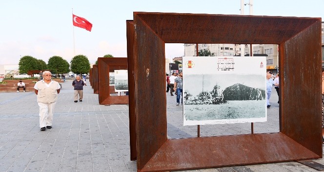 Taksim Meydanı’nda 30 Ağustos Zafer Bayramı sergisine büyük ilgi
