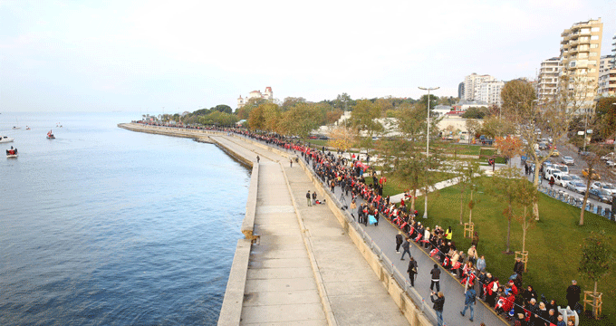 Kadıköy’de 10 Kasım’da Atatürk için el ele ‘Ata’ya Saygı Zinciri’ oluşturulacak