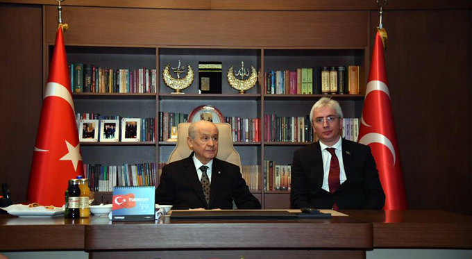 Devlet Bahçeli, partisinin İstanbul il teşkilatını ziyaret etti