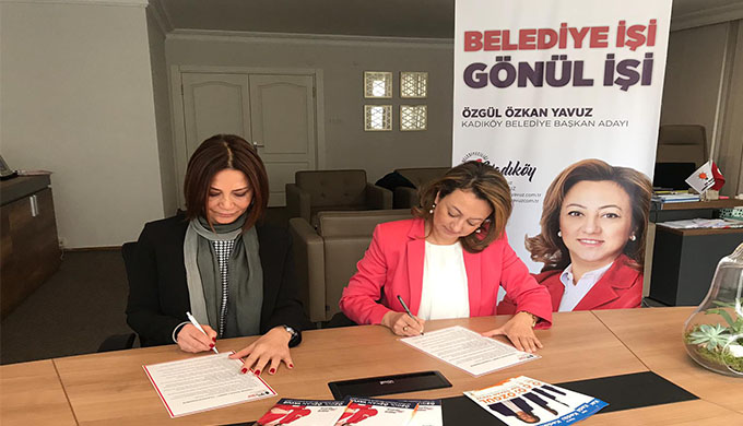 AK Parti Kadıköy Belediye Başkan Adayı Özgül Özkan Yavuz Kadın Dostu Kent Taahhütnamesini imzaladı