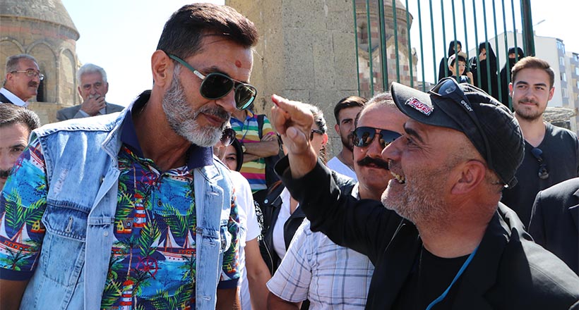 Yaşar Alptekin, ‘İntikam Almaya Yeminliyim’ filminin çekimleri için Erzurum’da kamera karşısına geçti