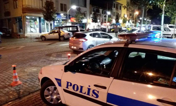 Kadıköy’de uyuşturucu madde şüphelileri yakalandı
