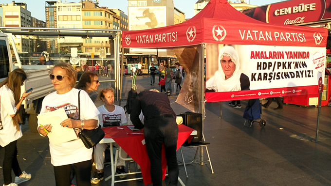 ‘Diyarbakır Analarının Yanındayım’ Kampanyasına Kadıköylülerden destek