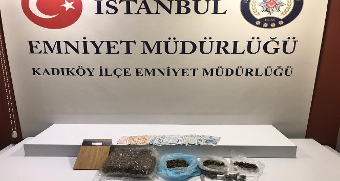 Kadıköy’de, Polisi yaralayıp kaçmaya çalışan uyuşturucu satıcısı yakalandı