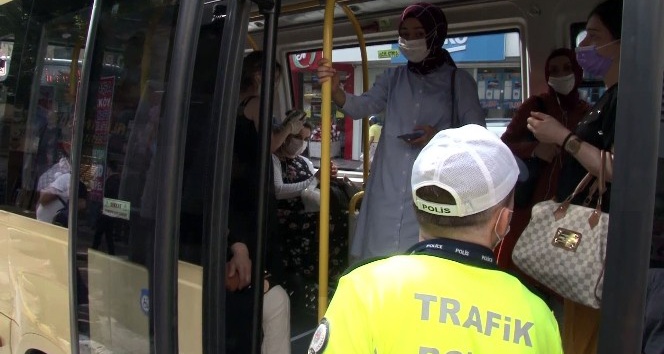 Kuralları hiçe sayan minibüs şoförüne 3 bin 386 TL ceza kesildi