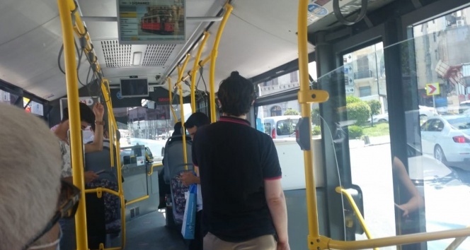 Otobüste yolcular arasında maske tartışması yaşandı