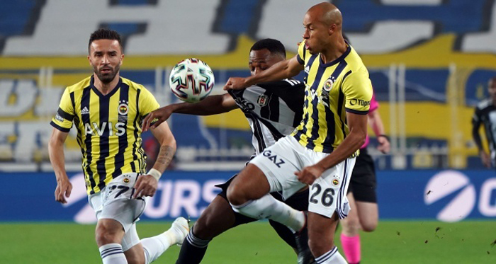 Fenerbahçe kendi evinde Beşiktaş’a mağlup oldu