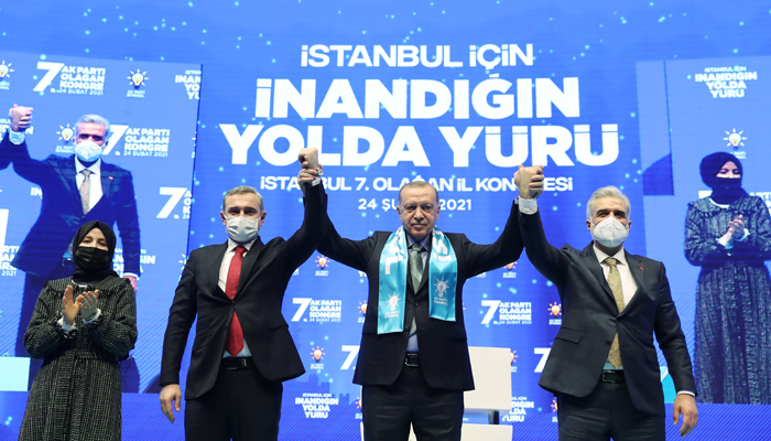 AK Parti İstanbul İl Başkanlığına Osman Nuri Kabaktepe seçildi