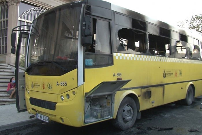 E-5’te seyir halindeki özel halk otobüsü alevler içinde kaldı