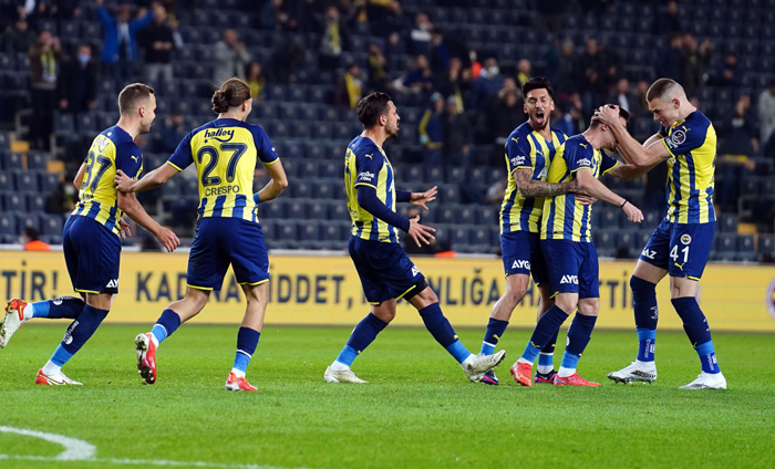 Fenerbahçe evinde Yeni Malatyaspor’u yenerek moral buldu