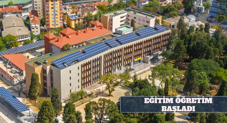 Yeni Eğitim Öğretim Yılı Açılışında İstanbul Atatürk Fen Lisesi Canlı Yayınların merkezi oldu