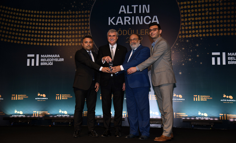 <strong>Kadıköy Belediyesi’nin Dijital Kadıköy Projesine Altın Karınca Ödülü</strong>