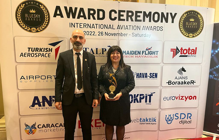 <strong>İstanbul Sabiha Gökçen Havalimanı, Bluesky Awards 2022 tarafından “Yılın Dijital Havalimanı” seçildi</strong>