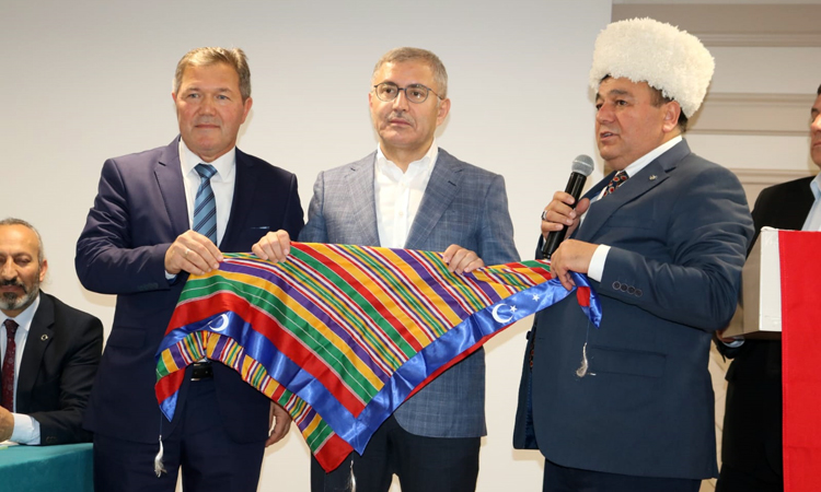 Birinci Türk Dünyası STK ları toplantısı Üsküdar’da yapıldı