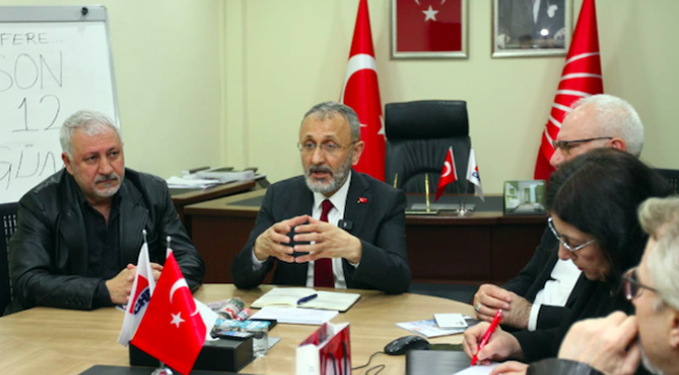 CHP Eyüpsultan Belediye Başkan Adayı Özmen: Gazetecilere projelerini anlattı