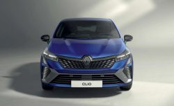 Herkes yükseltti Renault Clio düşürdü; Bu model sadece 620.000 TL'ye satılacak...