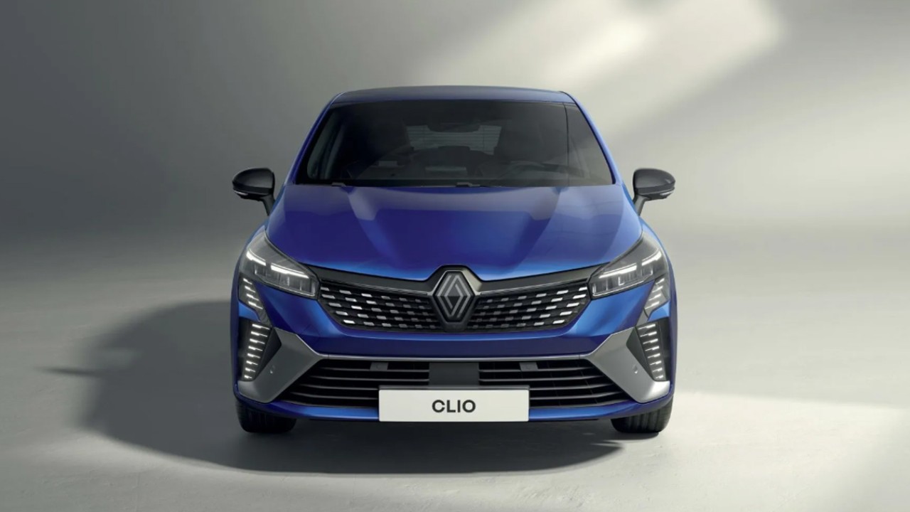 Herkes yükseltti Renault Clio düşürdü; Bu model sadece 620.000 TL'ye satılacak...