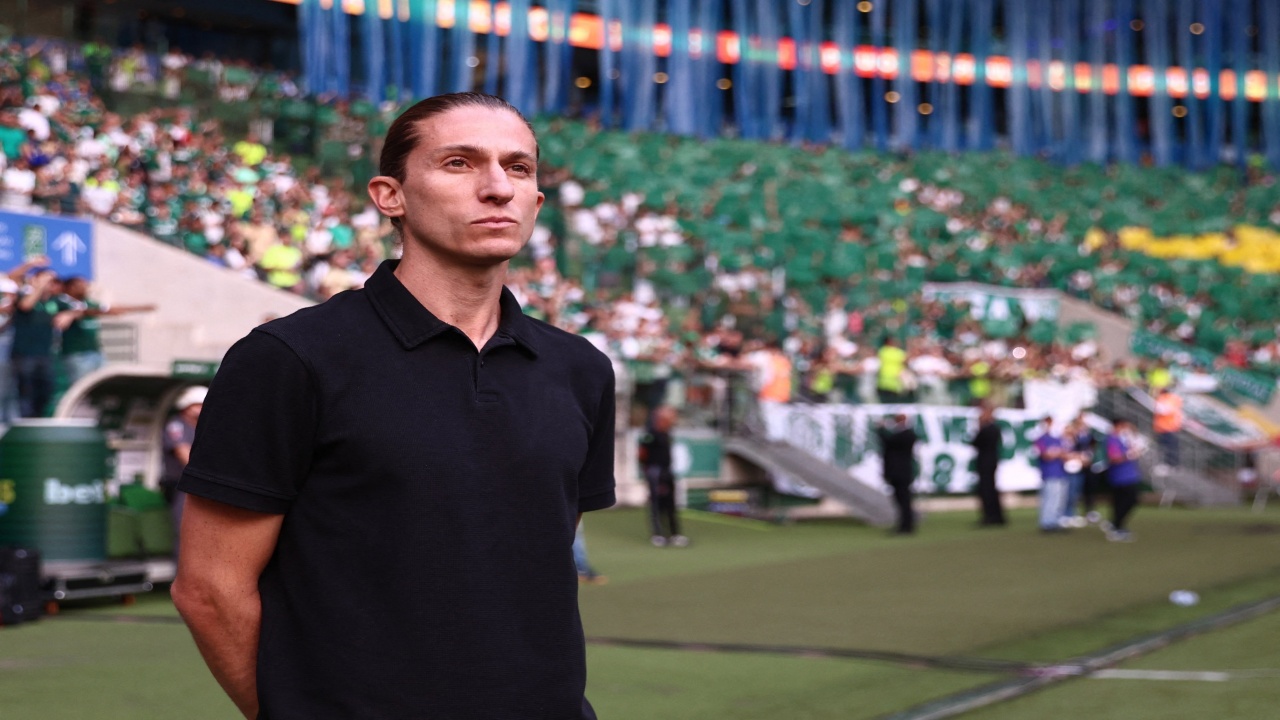 Filipe Luis fırtınası! Teknik direktörlükte 1.5 yılda 5 kupa kazandı